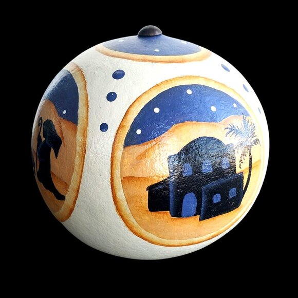 Hand Painted Christmas Gourd Nativity Scene 4.5" Diameter - Picture 2 of 10